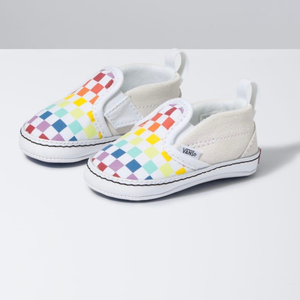 VANS:: Infant checkeredboard slip-on V crib